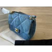 Chanel Handtasche aus Jeansstoff in Creme
