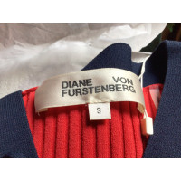 Diane Von Furstenberg Kleid aus Viskose in Rot