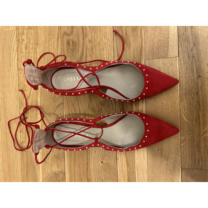 Le Silla  Pumps/Peeptoes Suede in Red