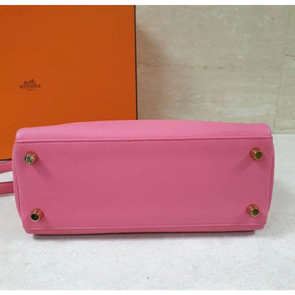 Hermès Kelly Bag aus Leder in Rosa / Pink