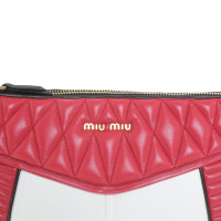 Miu Miu clutch in Nero / Rosso / Bianco