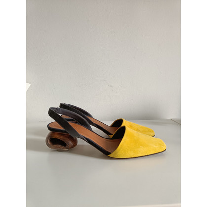 Neous Pumps/Peeptoes Suede in Yellow