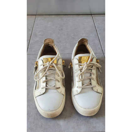 Giuseppe Zanotti Sneakers aus Leder in Weiß
