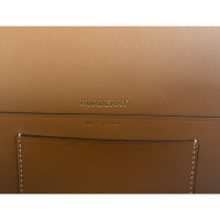 Burberry Olympia Leather Bag in Pelle in Argenteo
