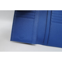 Prada Accessoire en Cuir en Bleu