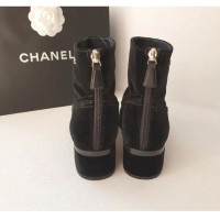 Chanel Stiefeletten in Braun