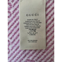 Gucci Scarf/Shawl in Pink