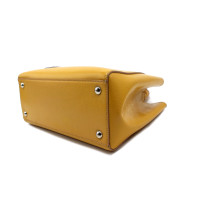 Fendi Shopper Leather in Yellow