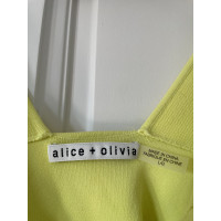 Alice + Olivia Top Viscose in Yellow