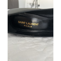 Saint Laurent Pumps/Peeptoes aus Leder