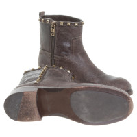 Tory Burch Ankle boots in Brown with rivets 