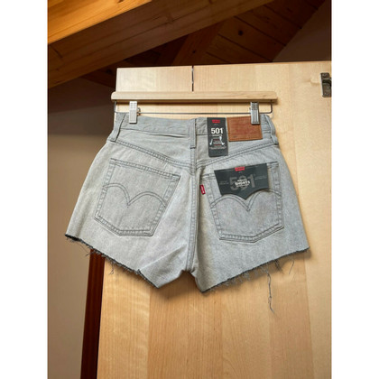 Levi's Shorts aus Jeansstoff in Grau
