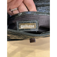 John Galliano Umhängetasche aus Lackleder in Grün