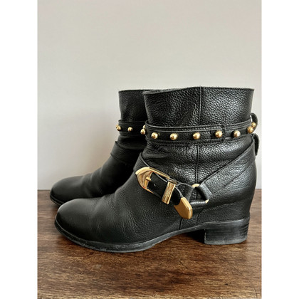 Moschino Cheap And Chic Ankle boots Leather in Black