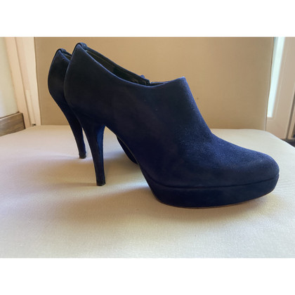 Stuart Weitzman Ankle boots Suede in Blue