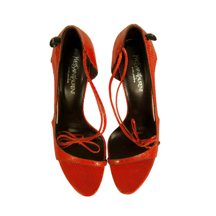 Yves Saint Laurent Sandals Leather in Orange