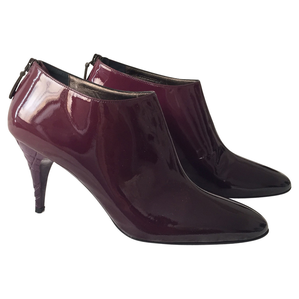 Burberry Patent leather boots 