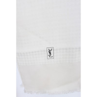 Yves Saint Laurent Schal/Tuch aus Seide in Beige