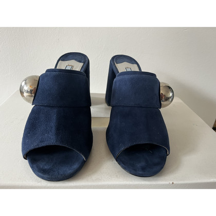 Prada Sandalen aus Leder in Blau