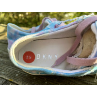 Donna Karan Sneaker in Blu