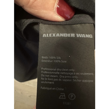 Alexander Wang Kleid aus Seide in Schwarz
