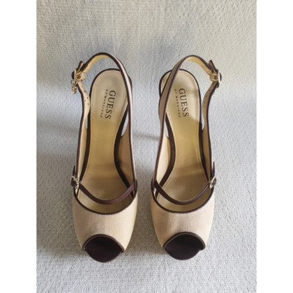 Guess Pumps/Peeptoes Leather in Beige