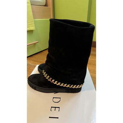 Casadei Bottines en Daim en Noir