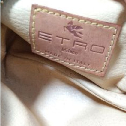 Etro Clutch aus Leder in Braun