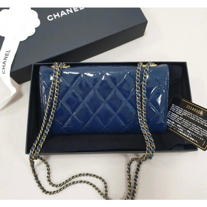 Chanel Flap Bag Patent leather in Blue
