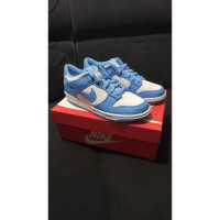 Nike Trainers in Blue