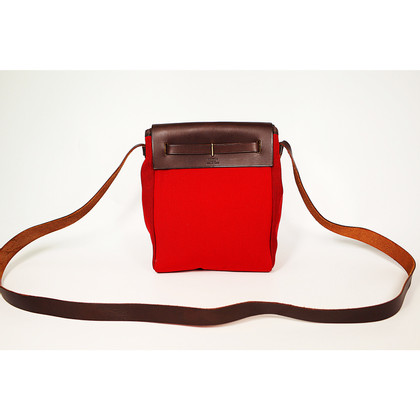 Hermès Herbag TPM aus Leder in Rot