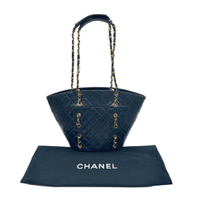 Chanel Sac fourre-tout en Cuir en Bleu