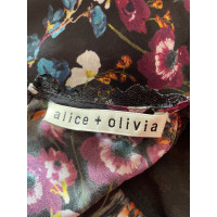 Alice + Olivia Top Silk