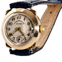 Autres marques Avira Chronometre - Montre en or massif 18 carats Exclusive