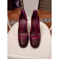 Emilio Pucci Pumps/Peeptoes Leather in Violet