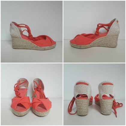 Castañer Chaussures compensées en Toile en Rose/pink
