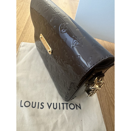 Louis Vuitton Rodeo Drive Bag in Pelle verniciata in Bordeaux