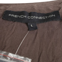 French Connection Robe à sequins en gris foncé