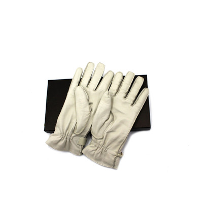 Gucci Gloves Leather in Beige