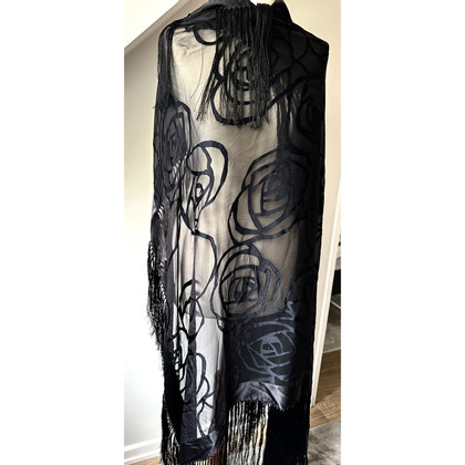Giorgio Armani Scarf/Shawl Silk in Black