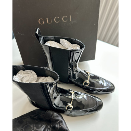 Gucci Enkellaarzen Lakleer in Zwart