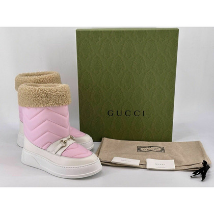 Gucci Stiefel in Rosa / Pink