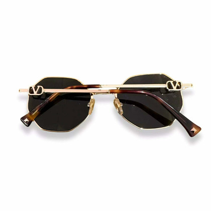 Valentino Garavani Sunglasses in Gold