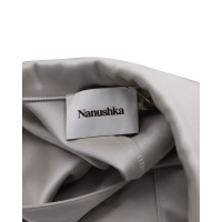 Nanushka  Robe en Gris