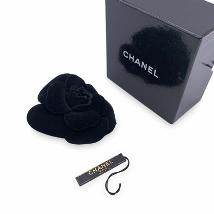 Chanel Brosche aus Canvas in Schwarz