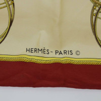 Hermès Carré H Watch aus Seide