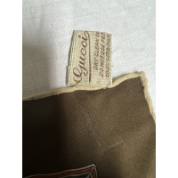 Gucci Scarf/Shawl Silk in Brown