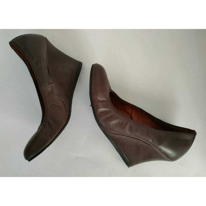 Lanvin Chaussures compensées en Cuir en Marron