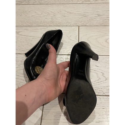 Gucci Lace-up shoes Leather in Black