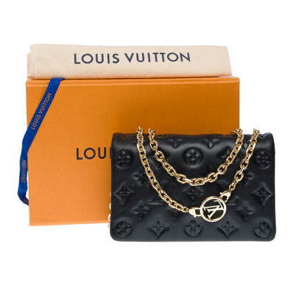 Louis Vuitton Pochette Coussin Empreinte aus Leder in Schwarz